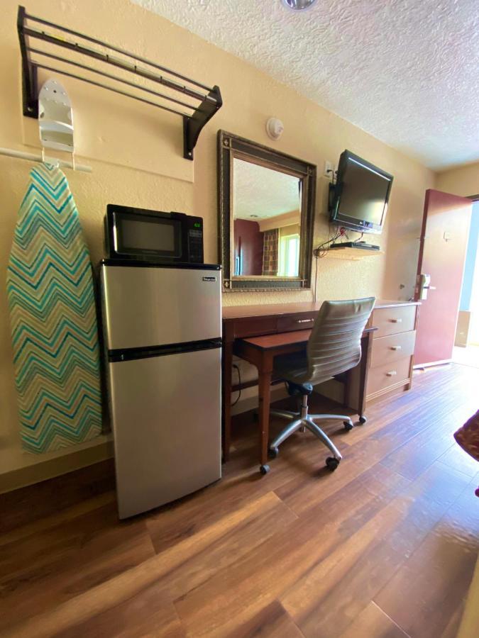 Economy Lodge Texas City Refinery エクステリア 写真